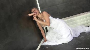 Wedding Cum Party Screencap 28 on www.sinx.com