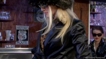 Winter Piss Fun Screencap 1 on www.sinx.com