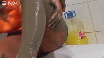 Big Titted Babe Smears Mud Over Herself Screencap 13 on www.sinx.com