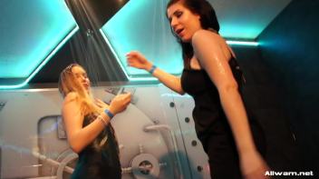 Work That Wetlook Screencap 16 on www.sinx.com