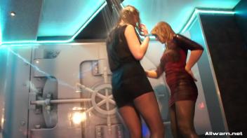 Work That Wetlook Screencap 62 on www.sinx.com