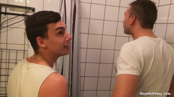 The Perfect Place For A Gay BJ! Screencap 27 on www.sinx.com
