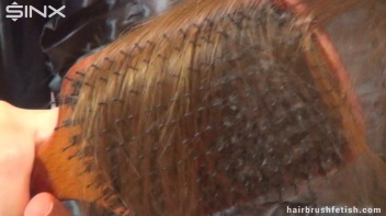 Hair Brushing Brunette Babe Screencap 31 on www.sinx.com