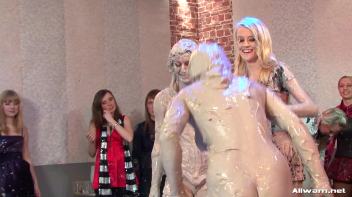 Mud Babes With Rage Screencap 71 on www.sinx.com