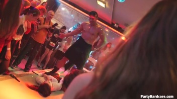 Party Hardcore Gone Crazy Vol. 33 Part 4 - Cam 2 Screencap 39 on www.sinx.com