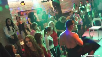 Party Hardcore Gone Crazy Vol. 33 Part 4 - Cam 2 Screencap 40 on www.sinx.com