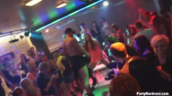 Party Hardcore Gone Crazy Vol. 33 Part 4 - Cam 2 Screencap 50 on www.sinx.com