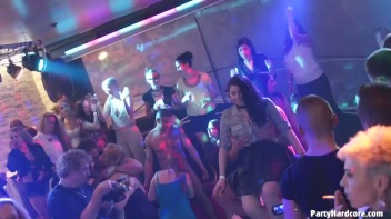 Party Hardcore Gone Crazy Vol. 33 Part 4 - Cam 2 Screencap 74 on www.sinx.com
