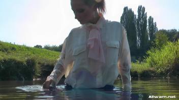 Gina Killmer At Her Wetlook Best Screencap 37 on www.sinx.com