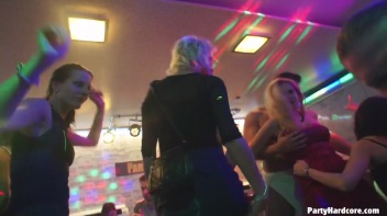 Party Hardcore Gone Crazy Vol. 32 Part 7 - Cam 3 Screencap 89 on www.sinx.com