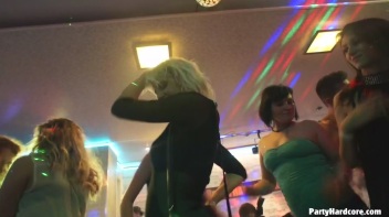 Party Hardcore Gone Crazy Vol. 32 Part 7 - Cam 3 Screencap 92 on www.sinx.com