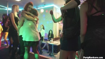 Party Hardcore Gone Crazy Vol. 32 Part 7 - Cam 3 Screencap 100 on www.sinx.com