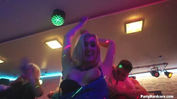 Party Hardcore Gone Crazy Vol. 32 Part 7 - Cam 3 Screencap 113 on www.sinx.com