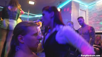 Party Hardcore Gone Crazy Vol. 32 Part 7 - Cam 3 Screencap 15 on www.sinx.com