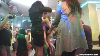 Party Hardcore Gone Crazy Vol. 32 Part 7 - Cam 3 Screencap 50 on www.sinx.com