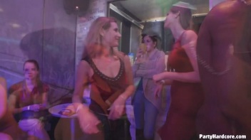 Party Hardcore Gone Crazy Vol. 32 Part 7 - Cam 3 Screencap 60 on www.sinx.com