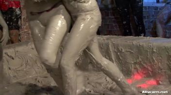 No Angels In This Mud Pit! Screencap 61 on www.sinx.com