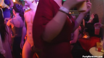 Party Hardcore Gone Crazy Vol. 38 Part 6 - Cam 4 Screencap 31 on www.sinx.com