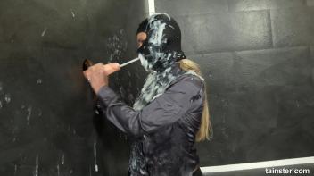 Blonde thief Barra makes herself cum with a stolen Dildo Screencap 18 on www.sinx.com