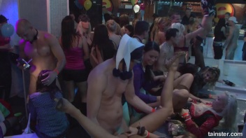 Welcome To The Mad House Part 4 - Cam 3 Screencap 16 on www.sinx.com
