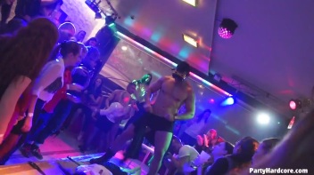 Party Hardcore Gone Crazy Vol. 33 Part 4 - Cam 2 Screencap 33 on www.sinx.com