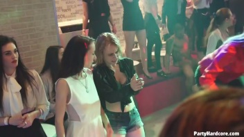 Party Hardcore Gone Crazy Vol. 33 Part 4 - Cam 2 Screencap 61 on www.sinx.com