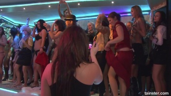 Winter WonderBang Part 6 - Cam 3 Screencap 93 on www.sinx.com