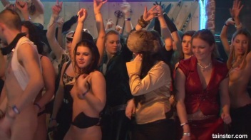 Winter WonderBang Part 6 - Cam 3 Screencap 78 on www.sinx.com