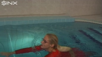 Playful Girls Put On A Wet Show! Screencap 5 on www.sinx.com