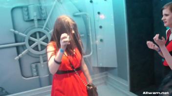 Wet Dancing For The Fans Screencap 18 on www.sinx.com