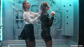 These gorgeous babes love to get wet Screencap 20 on www.sinx.com