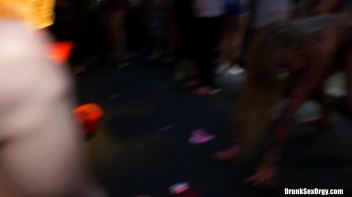 International Summer Lovin' Part 4 - Hardcore Cam Screencap 53 on www.sinx.com