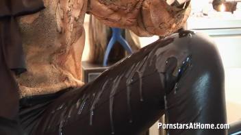 Gina's Gooey Fetish Show Screencap 36 on www.sinx.com