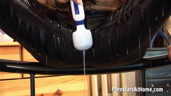 Gina's Gooey Fetish Show Screencap 41 on www.sinx.com