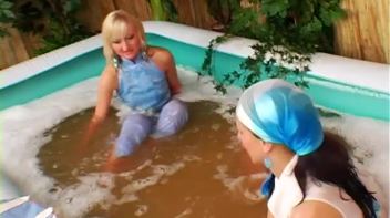 Inflatable Pool Wetlook Fun Screencap 16 on www.sinx.com