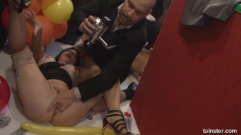Gash Gamblers Part 2 - Cam 2 Screencap 59 on www.sinx.com
