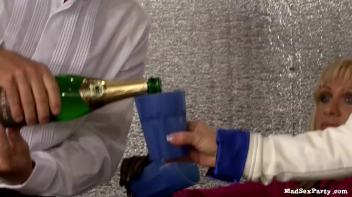 Creamy Games Part 1 Screencap 8 on www.sinx.com