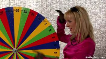 Creamy Games Part 1 Screencap 14 on www.sinx.com