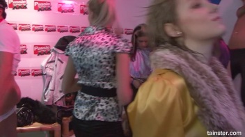 Winter WonderBang Part 4 - Cam 2 Screencap 98 on www.sinx.com