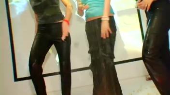 Porno Pop Party Part 3 - Shower Cam Screencap 38 on www.sinx.com