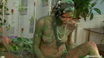 Wedding Day MESSacre Screencap 96 on www.sinx.com