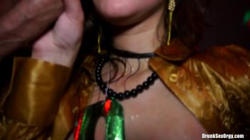 Valentine's Day Vaginas Part 6 - Main Edit Screencap 66 on www.sinx.com