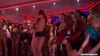 Valentine's Day Vaginas Part 6 - Main Edit Screencap 92 on www.sinx.com