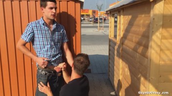 Suckin' It By The Shed! Screencap 11 on www.sinx.com