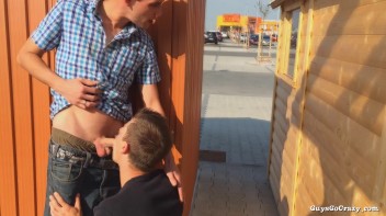 Suckin' It By The Shed! Screencap 15 on www.sinx.com