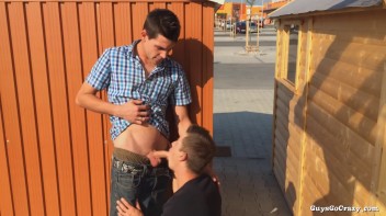 Suckin' It By The Shed! Screencap 16 on www.sinx.com