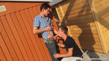 Suckin' It By The Shed! Screencap 21 on www.sinx.com