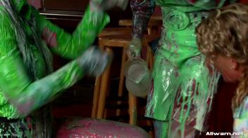 Smoothie Shop WAM Catfight Screencap 49 on www.sinx.com