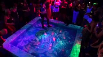 Blue Gel Pit Action! Screencap 9 on www.sinx.com