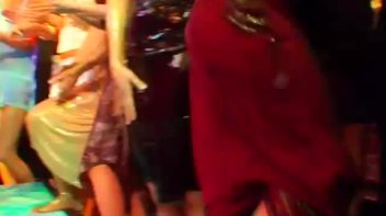 Blue Gel Pit Action! Screencap 26 on www.sinx.com